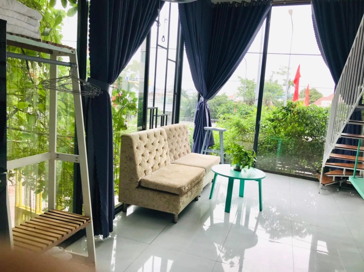 Nha Khach Ken Hotel Ca Mau Bagian luar foto