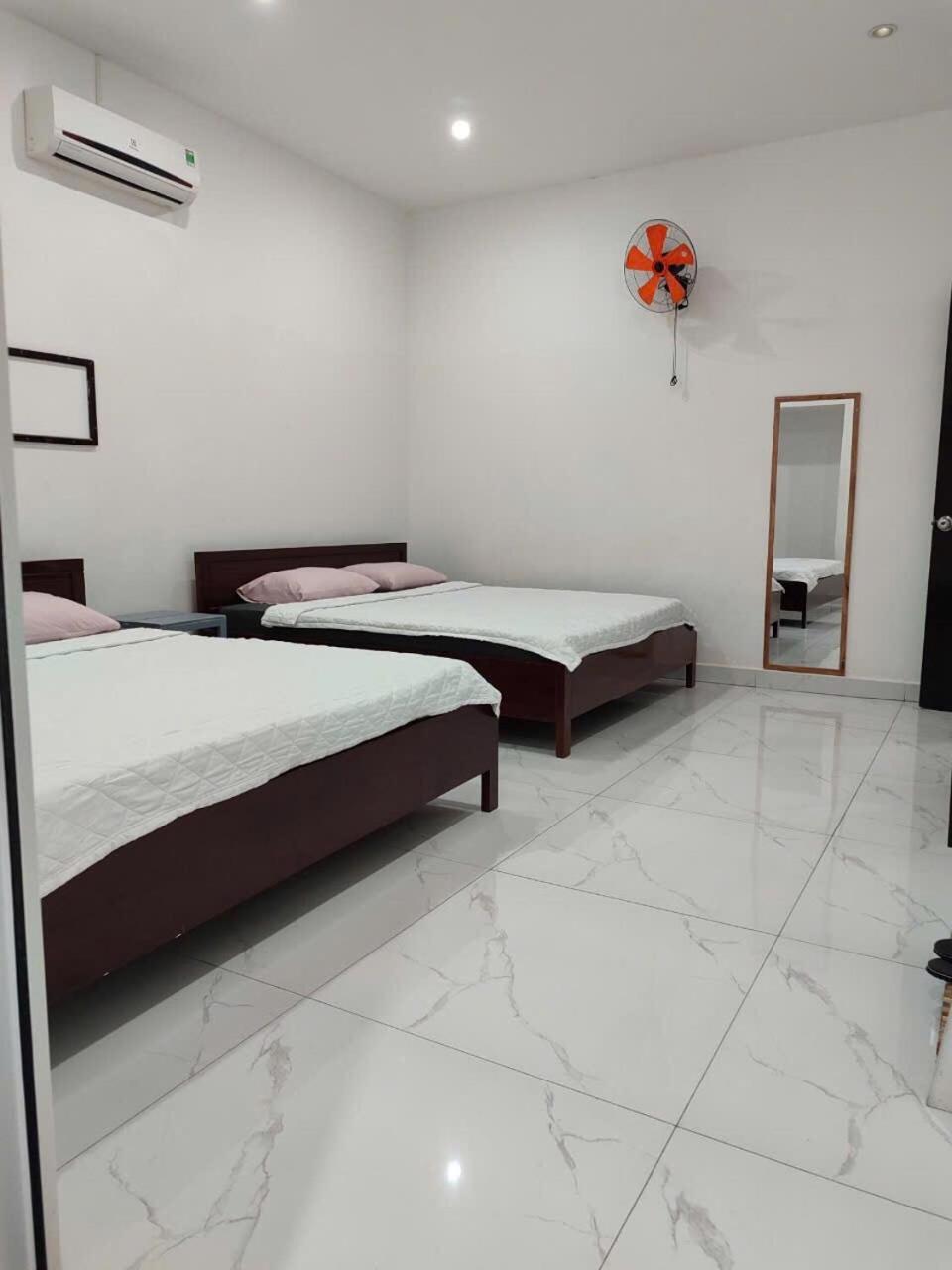 Nha Khach Ken Hotel Ca Mau Bagian luar foto