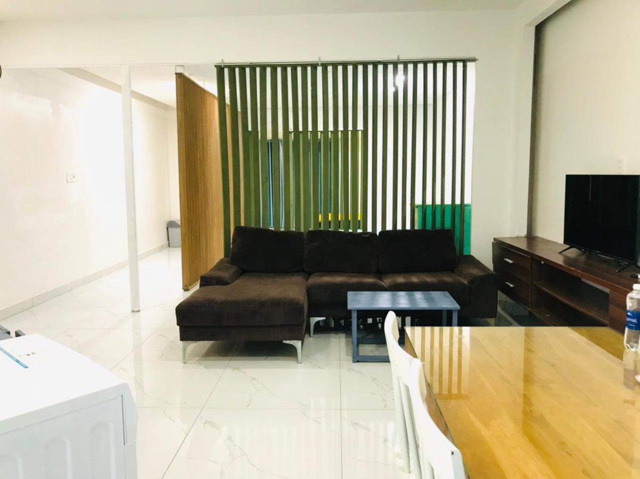 Nha Khach Ken Hotel Ca Mau Bagian luar foto