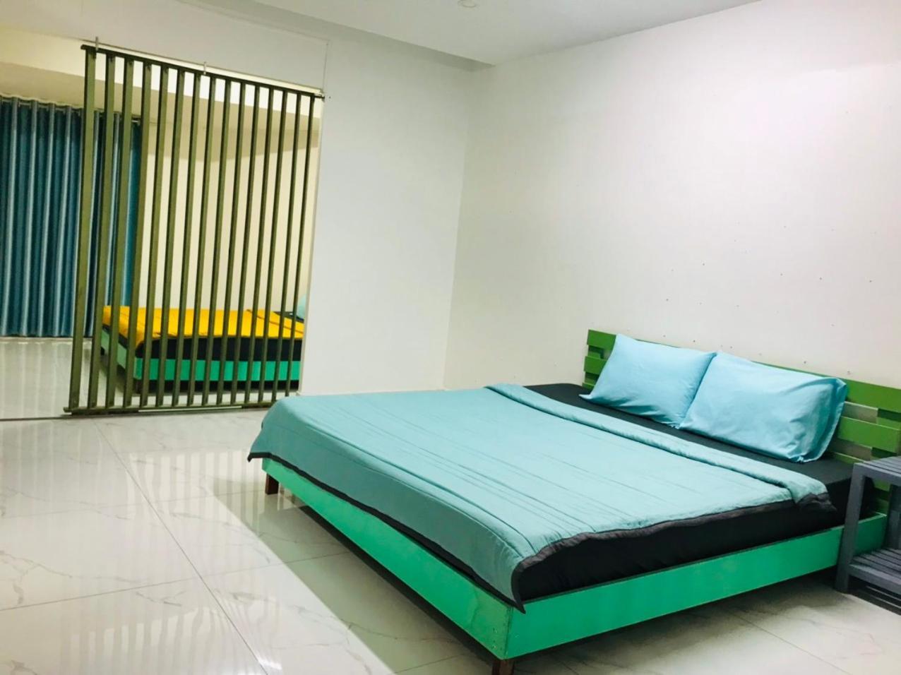 Nha Khach Ken Hotel Ca Mau Bagian luar foto